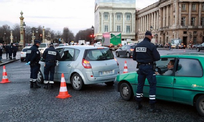 Paris vehicle pollution sticker scheme comes into force 
